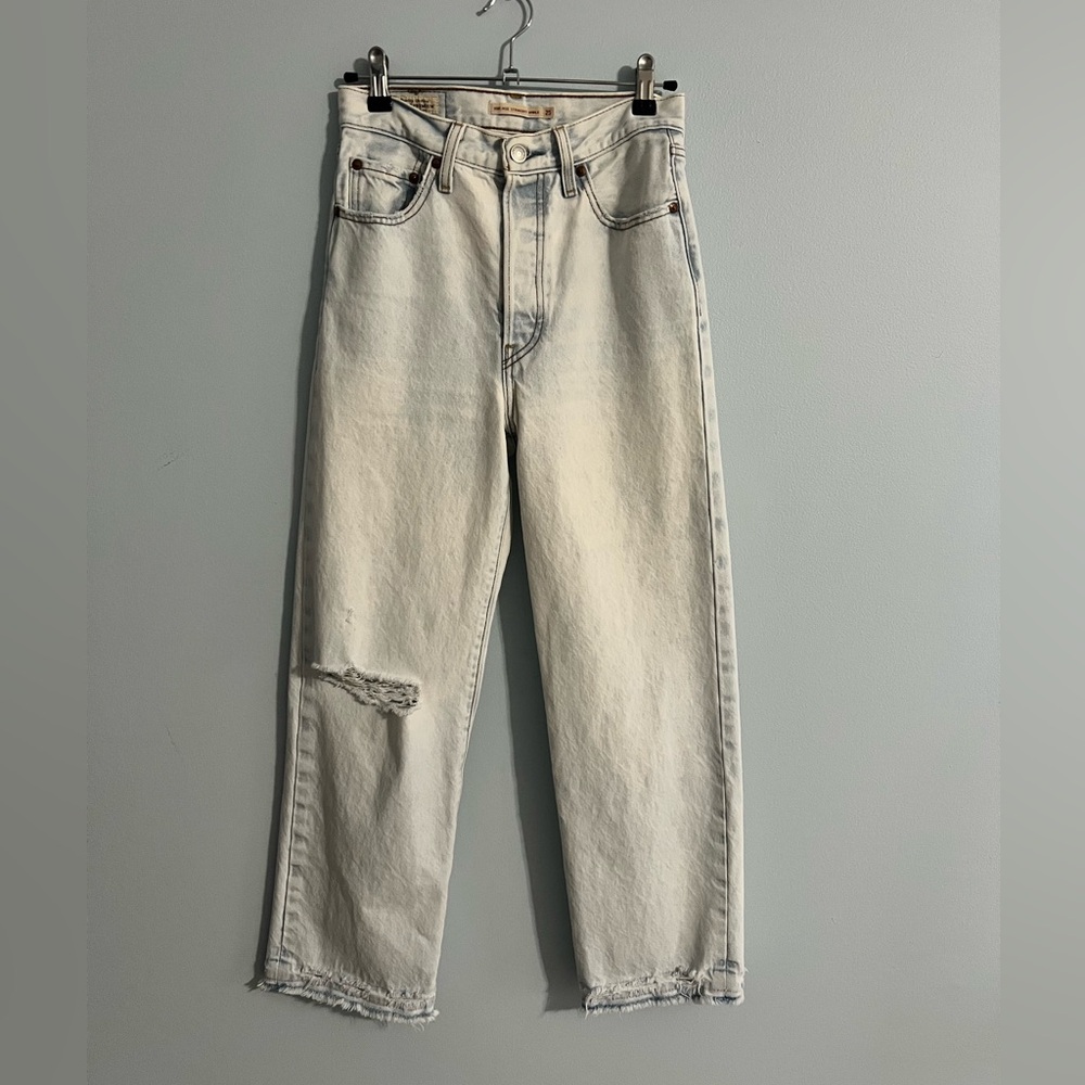 Women’s Levi Ribcage Straight Ankle, Frayed Hem, Jeans, 25